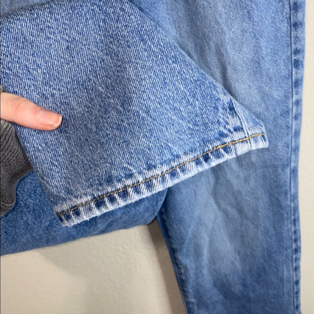 🛍️PacSun Women’s ‘Dad Jeans’ in the shade Medium Indigo! - Picture 4 of 12